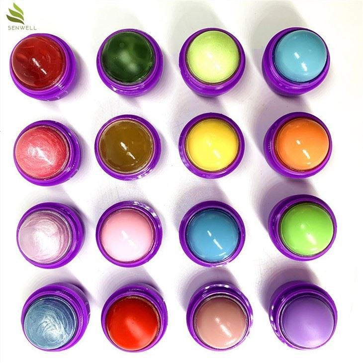 moisturizing lip balm